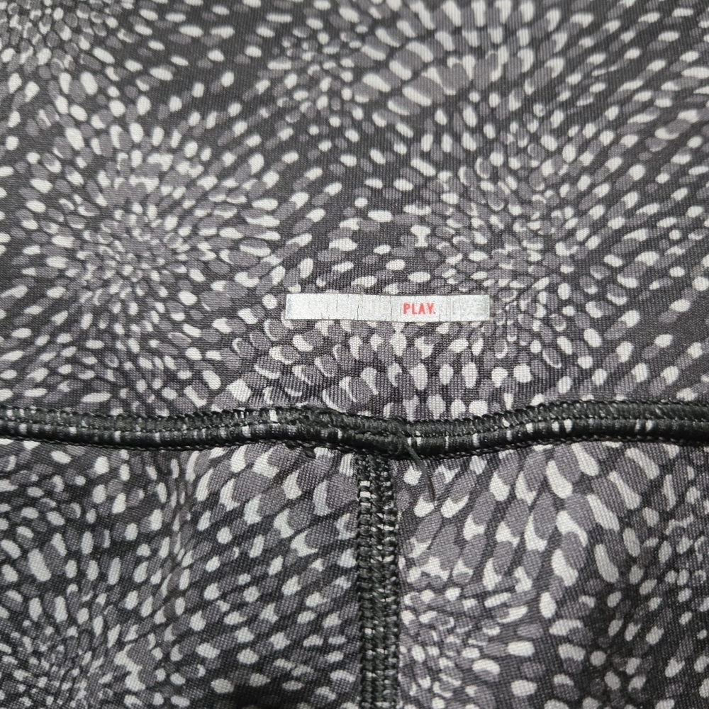 AERIE Gray Patterned Leggings.Size M - Picture 8 of 8